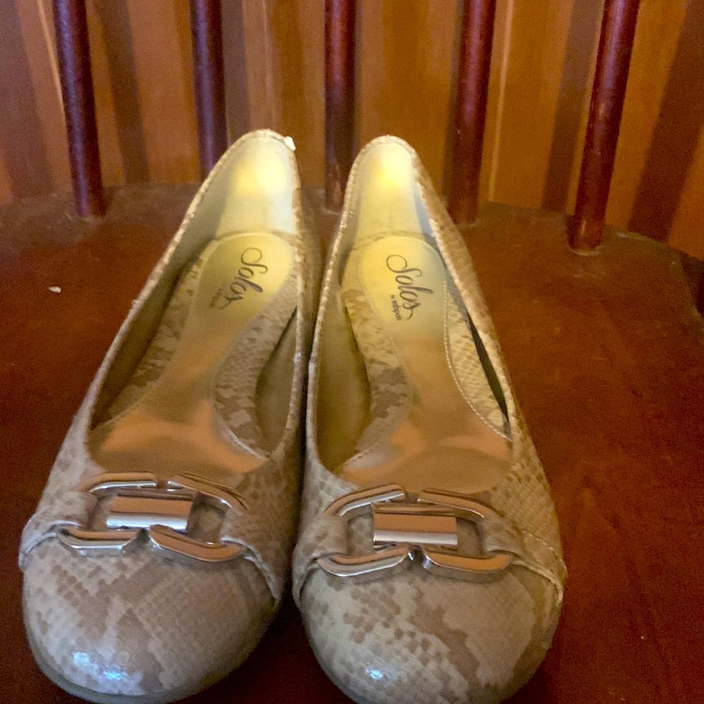 Sexy solos shoes